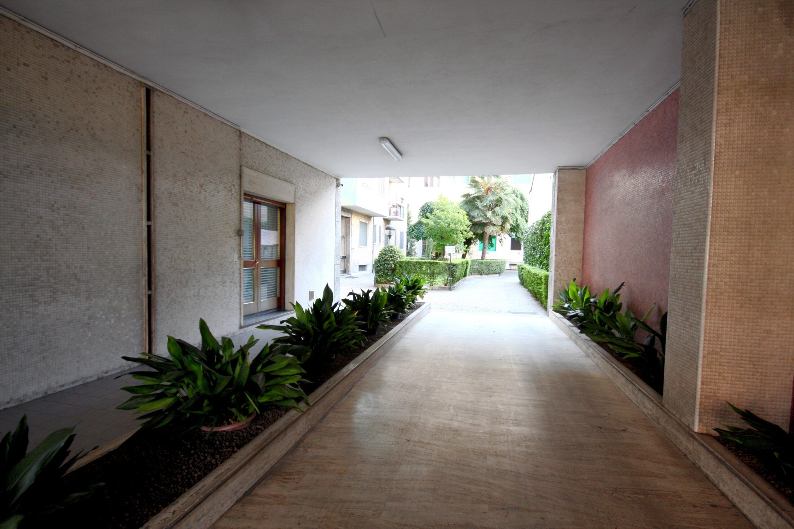 Viale Bacchiglione, 12